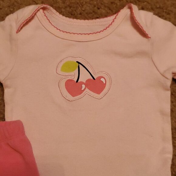 Three Set's of Carter's Baby Two Piece Bodysuit Pant Set Size 6M - Picture 7 of 13